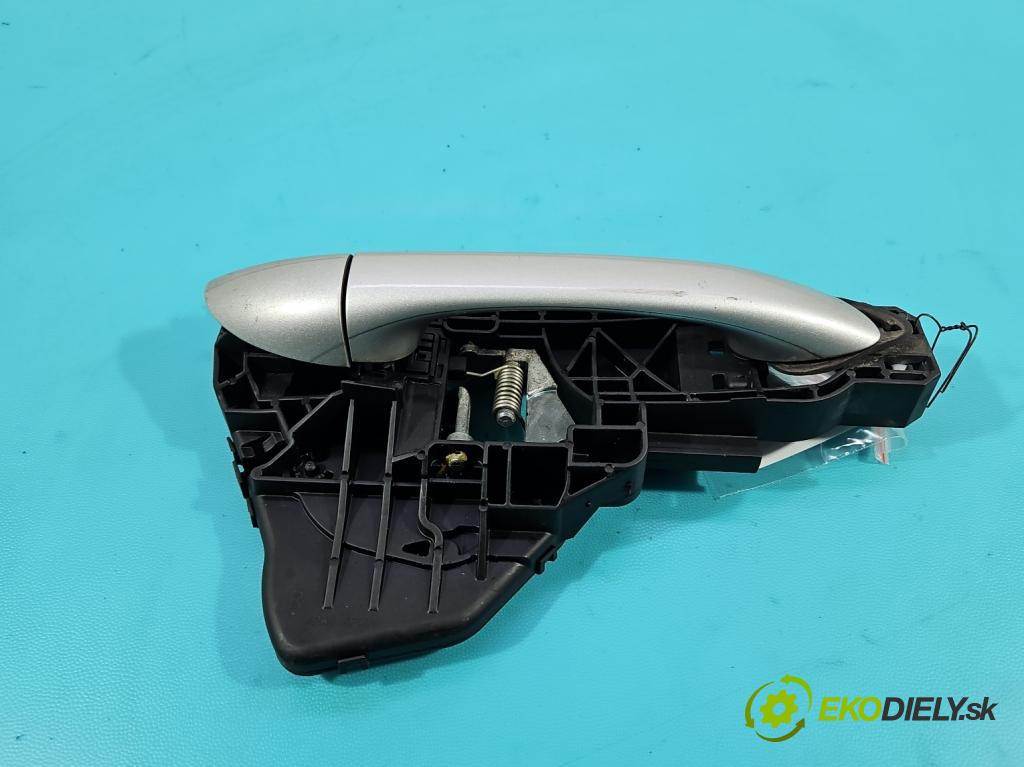 Mercedes A W169 2004-2012 2.0 CDI 109 hp automatic 80 kW 1992 cm3 5- klika zadní pravé  (Klika dveří ostatní)