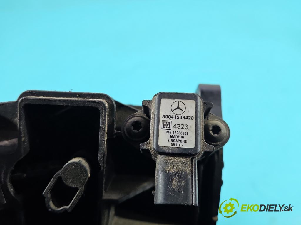 Mercedes A W169 2004-2012 2.0 CDI 109 HP automatic 80 kW 1992 cm3 5- klapka A6400901170 (Škrtiaca klapka)