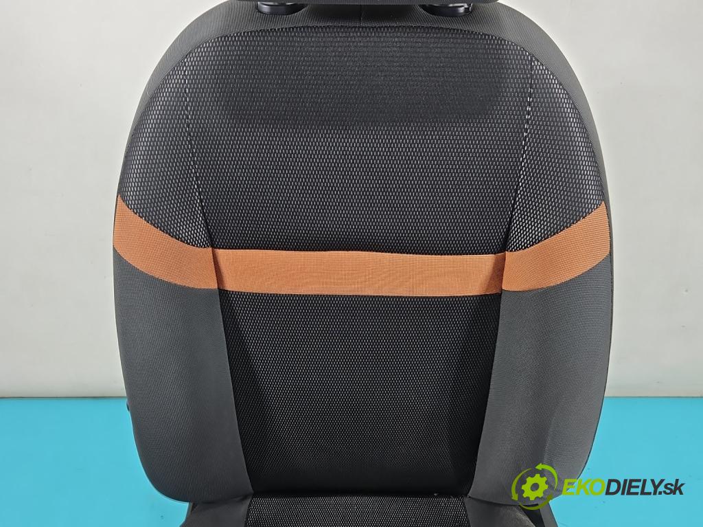 Ford Kuga Mk1 2008-2013 2.0 tdci 136hp manual 100 kW 1997 cm3 5- Sedadlo levý  (Sedadlo)