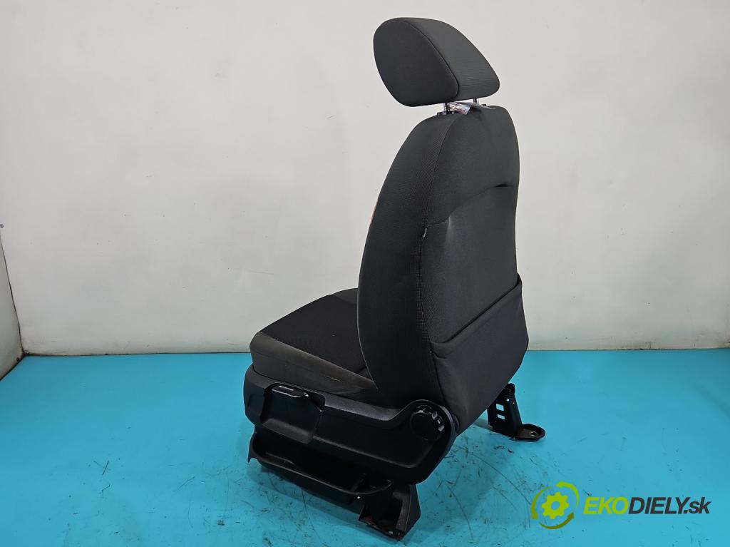 Ford Kuga Mk1 2008-2013 2.0 tdci 136hp manual 100 kW 1997 cm3 5- Sedadlo levý  (Sedadlo)