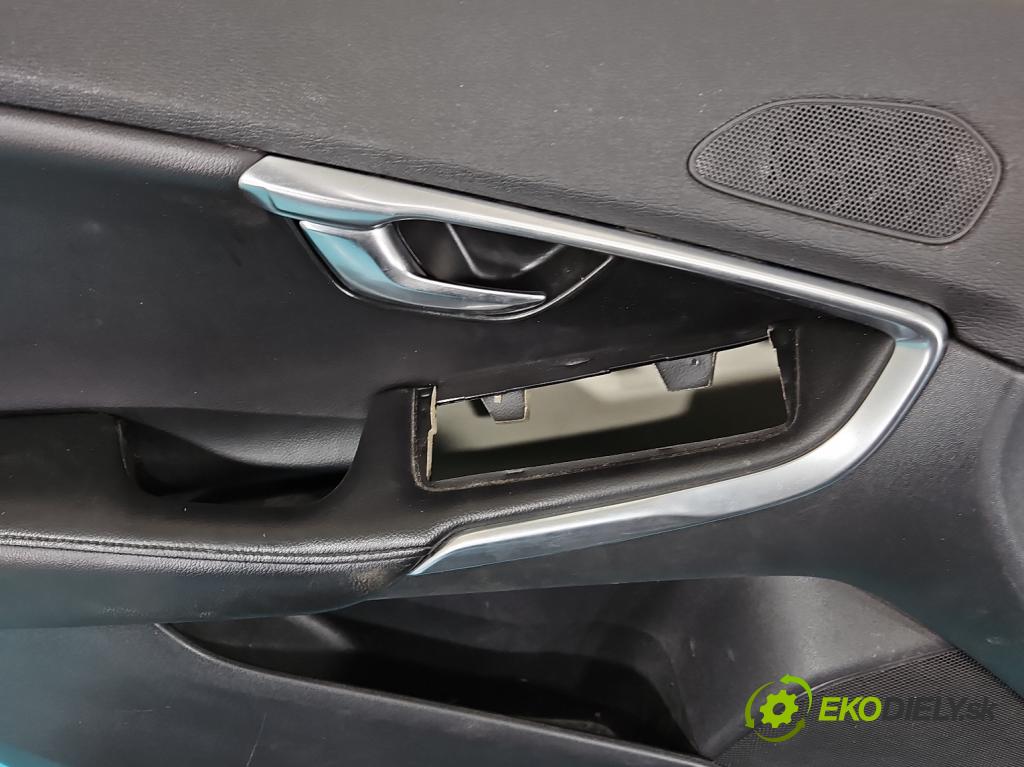 Volvo V40 II 2012-2019 2.0 D4 190 hp manual 140 kW 1969 cm3 5- sedačke: komplet