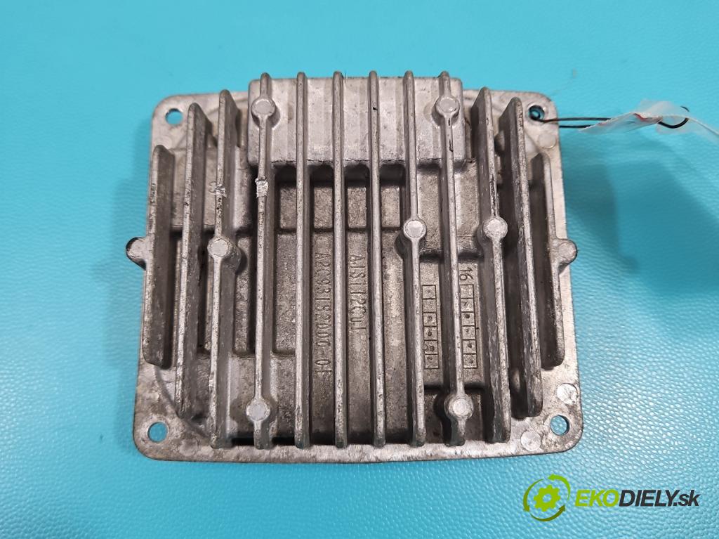 Volvo V40 II 2012-2019 2.0 D4 190 HP manual 140 kW 1969 cm3 5- střídač: xenon A2C99886901 (Riadiaca jednotka xenónu)