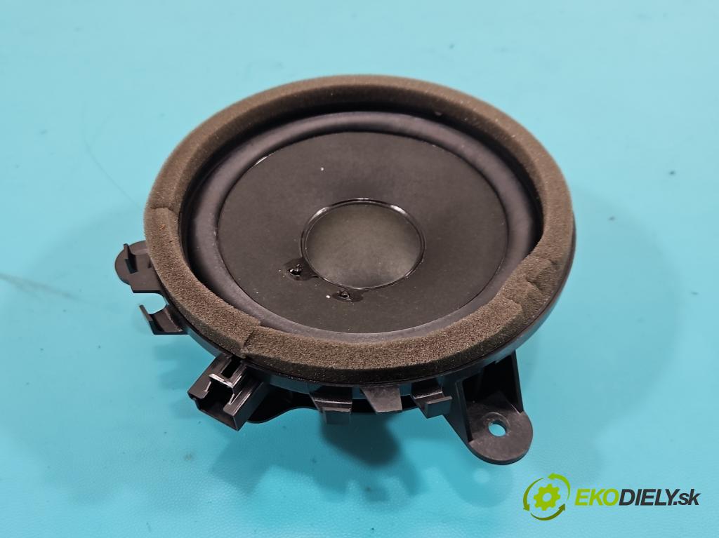 Volvo V40 II 2012-2019 2.0 D4 190 hp manual 140 kW 1969 cm3 5- reproduktory komplet 30657445
