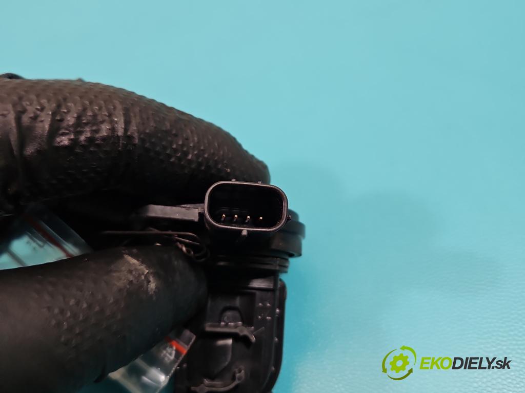 Volvo V40 II 2012-2019 2.0 D4 190 HP manual 140 kW 1969 cm3 5- průtokoměr: 31430000 (Váha vzduchu)