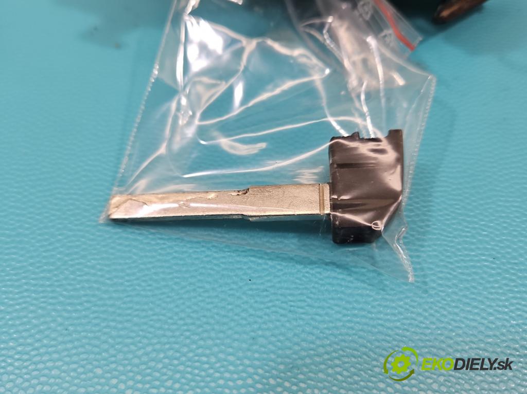 Ford Kuga Mk1 2008-2013 2.0 tdci 136 HP manual 100 kW 1997 cm3 5- rukoväť predné ľavé mimo: 3M51-R224A37-BF (Kľučka dverí vonkajšia predná ľavá)