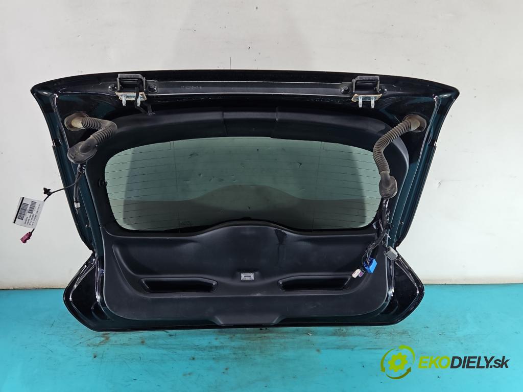 Volvo V40 II 2012-2019 2.0 D4 190 hp manual 140 kW 1969 cm3 5- zadní kufrové dveře  (Zadní kapota (kufr))