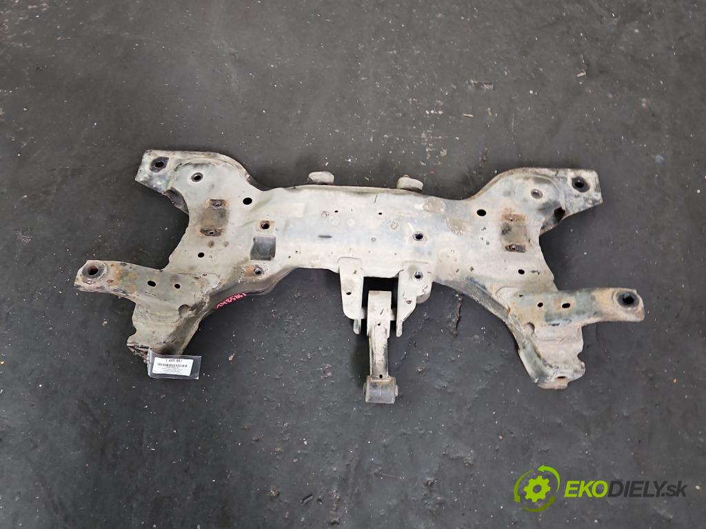 Kia Picanto I 2003-2011 1.0 8v 61 HP manual 45 kW 999 cm3 5- výstuha motora 