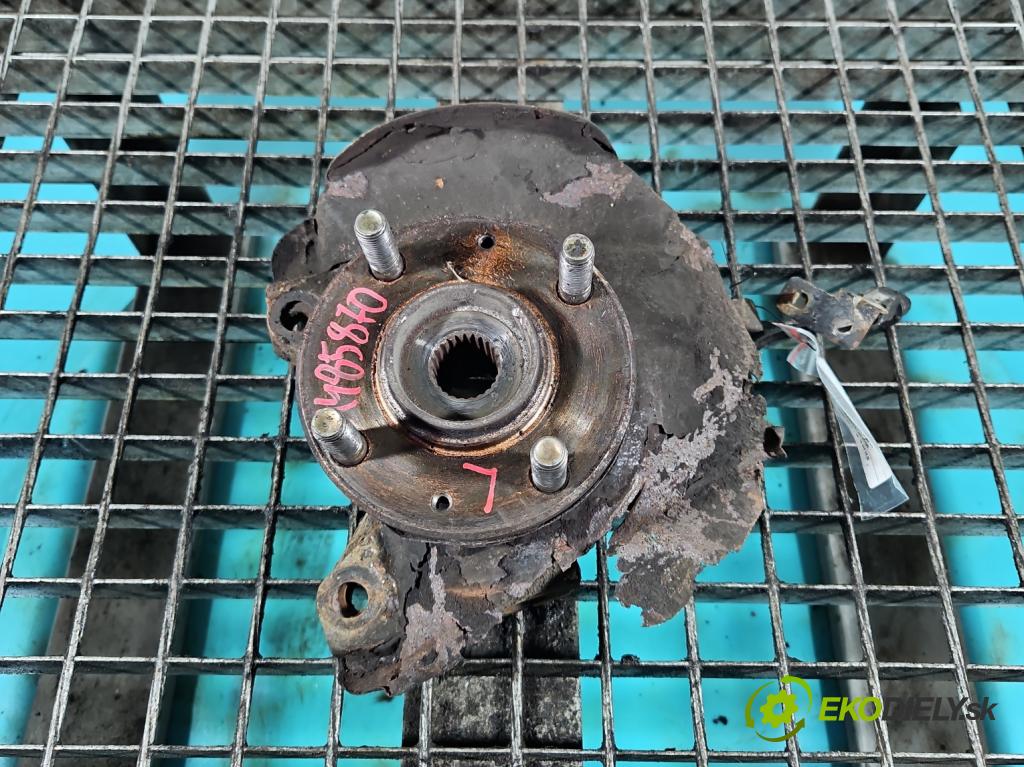 Kia Picanto I 2003-2011 1.0 8v 61 hp manual 45 kW 999 cm3 5- náboj levé  (Náboj kola)