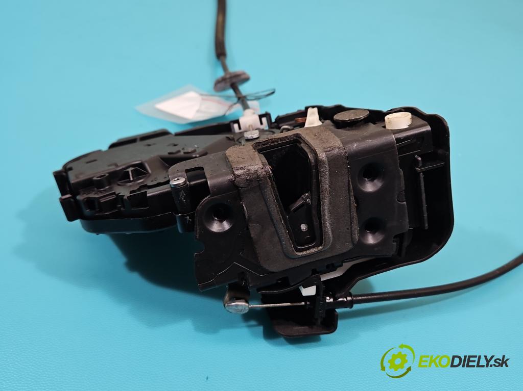 Ford Kuga Mk1 2008-2013 2.0 tdci 136hp manual 100 kW 1997 cm3 5- zámek zadní pravý 8V4A-S26412-EA