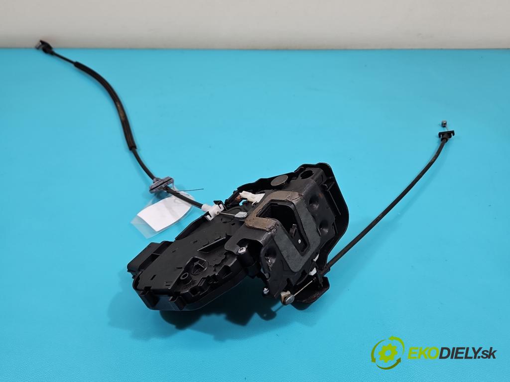 Ford Kuga Mk1 2008-2013 2.0 tdci 136hp manual 100 kW 1997 cm3 5- zámek přední pravý 8V4A-S21812-CA
