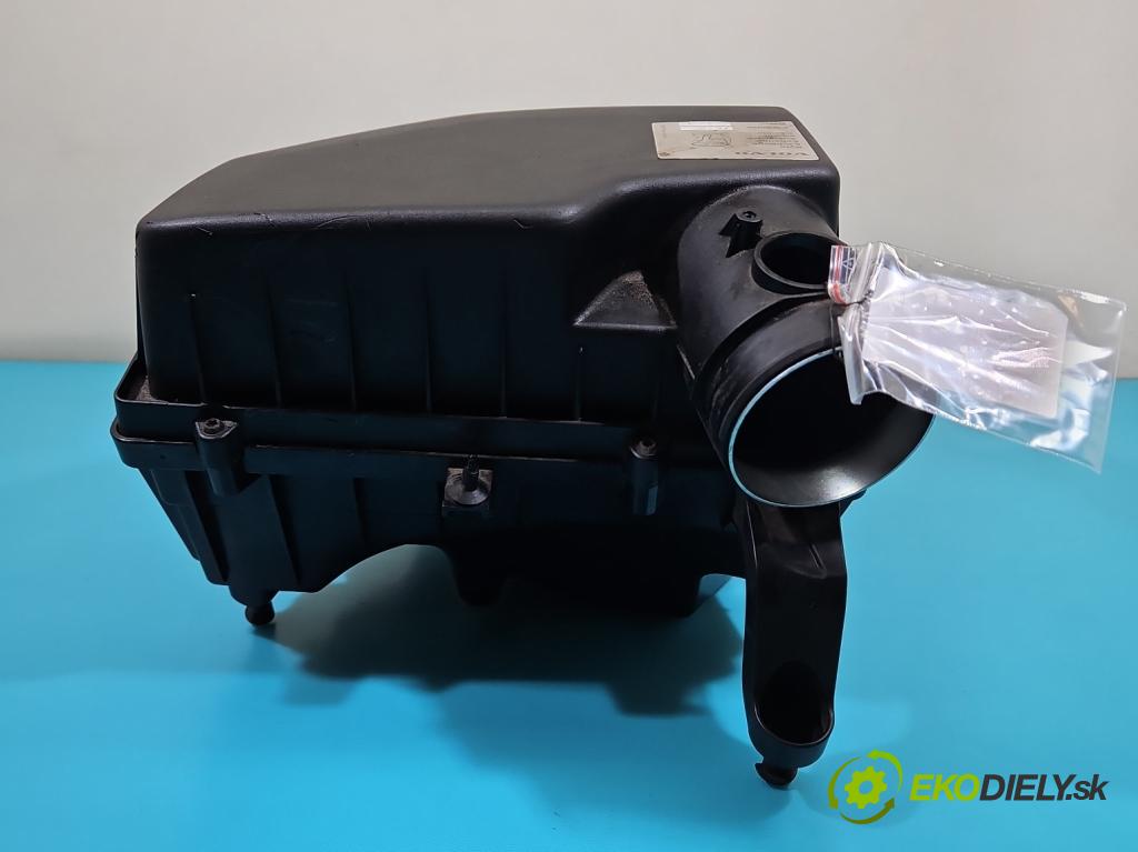 Volvo V40 II 2012-2019 2.0 D4 190 HP manual 140 kW 1969 cm3 5- obal filtra vzduchu 31338653 (Obal vzduchového filtra)