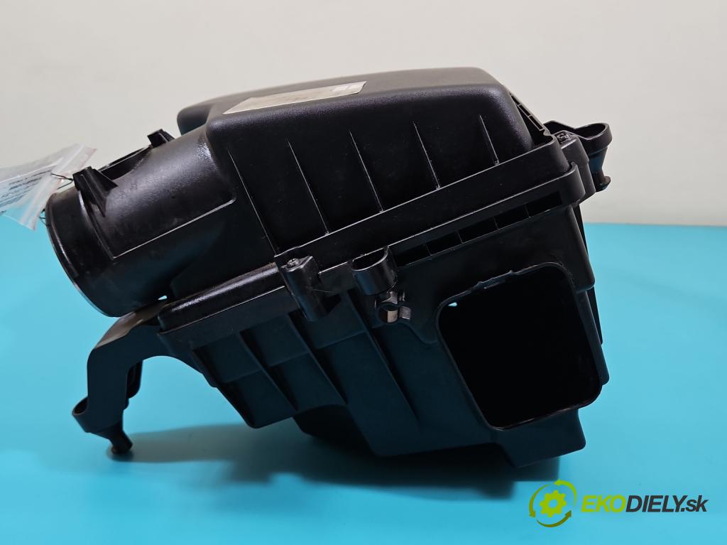 Volvo V40 II 2012-2019 2.0 D4 190 HP manual 140 kW 1969 cm3 5- obal filtra vzduchu 31338653 (Obal vzduchového filtra)