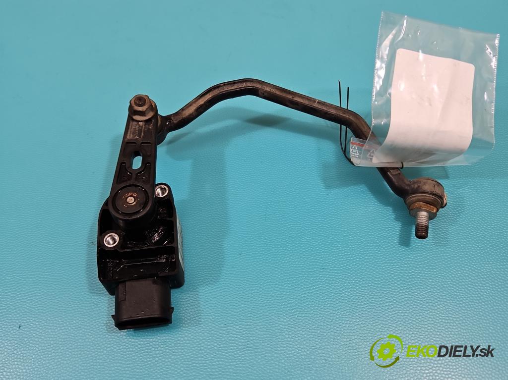 Volvo V40 II 2012-2019 2.0 D4 190 HP manual 140 kW 1969 cm3 5- snímač nastavenia xenon 31258179 (Snímač)