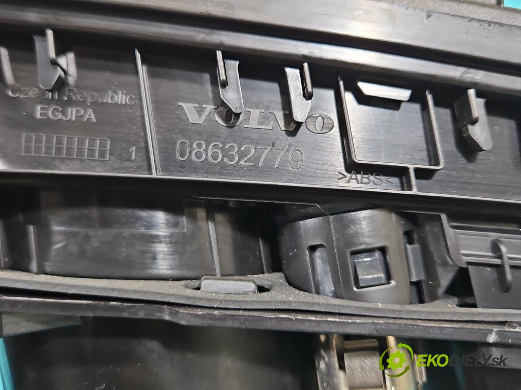 Volvo V40 II 2012-2019 2.0 D4 190 hp manual 140 kW 1969 cm3 5- Rukojeť: na napoje: 31306634 (Držák nápojů)
