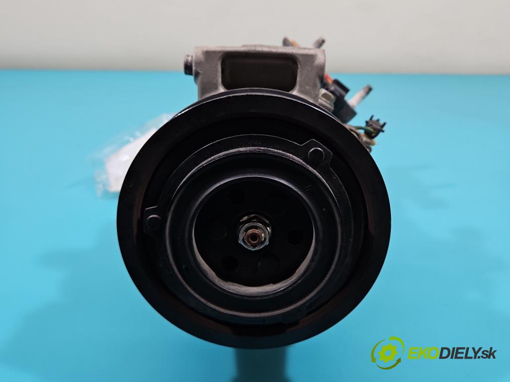 Volvo V40 II 2012-2019 2.0 D4 190 HP manual 140 kW 1969 cm3 5- Kompresor: klimatizácie 31469966 (Kompresor klimatizácie)