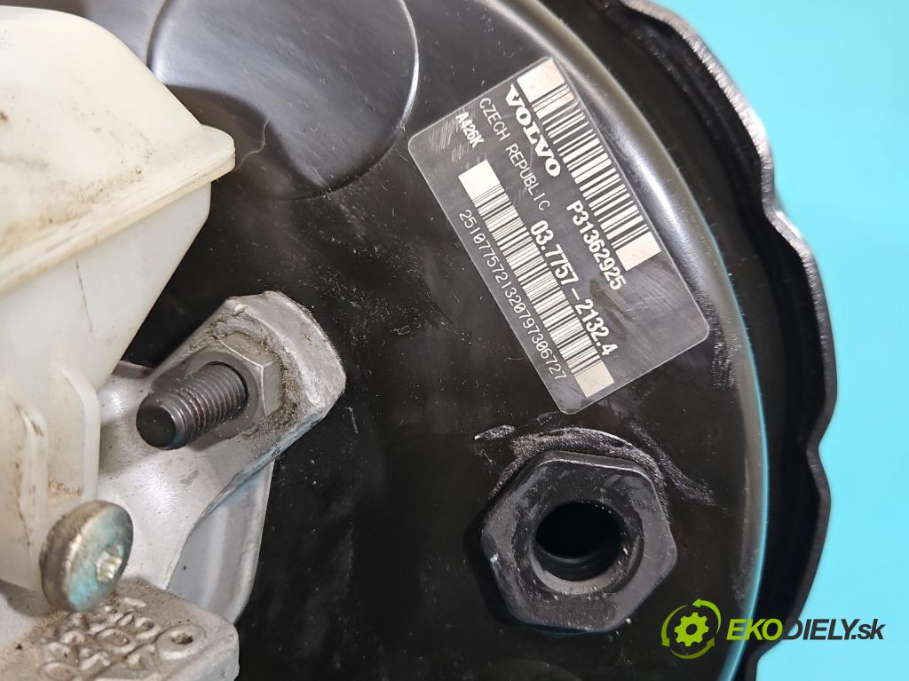 Volvo V40 II 2012-2019 2.0 D4 190 HP manual 140 kW 1969 cm3 5- servo brzdové P31362925