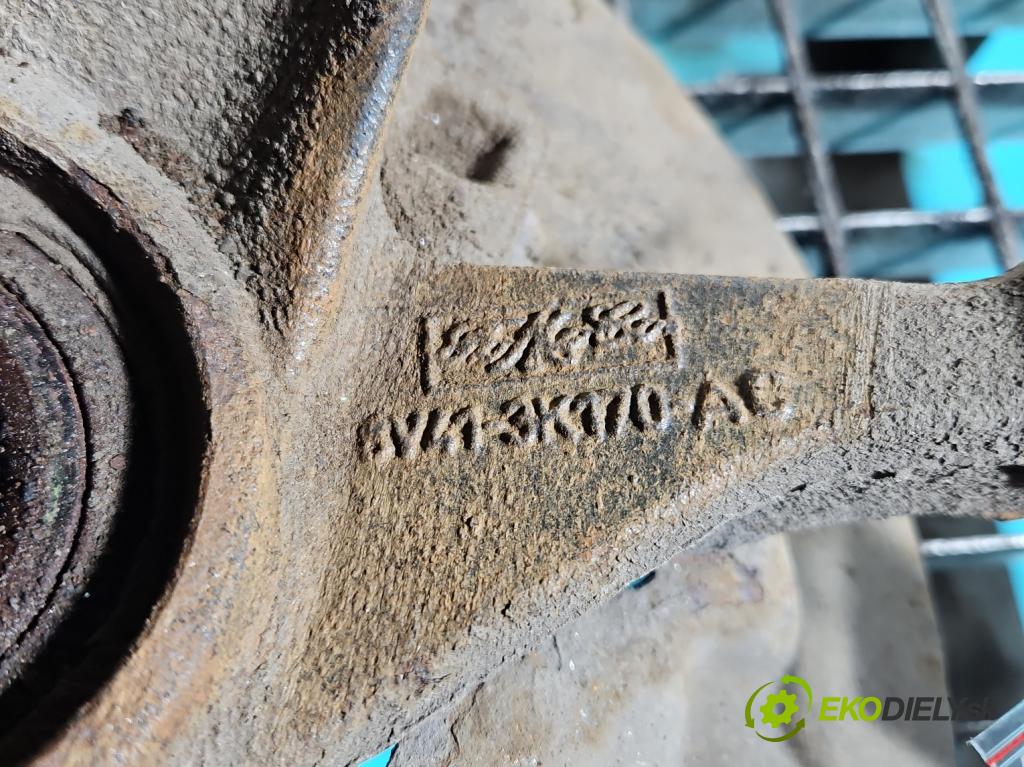 Ford Kuga Mk1 2008-2013 2.0 tdci 136hp manual 100 kW 1997 cm3 5- náboj pravé  (Náboj kola)