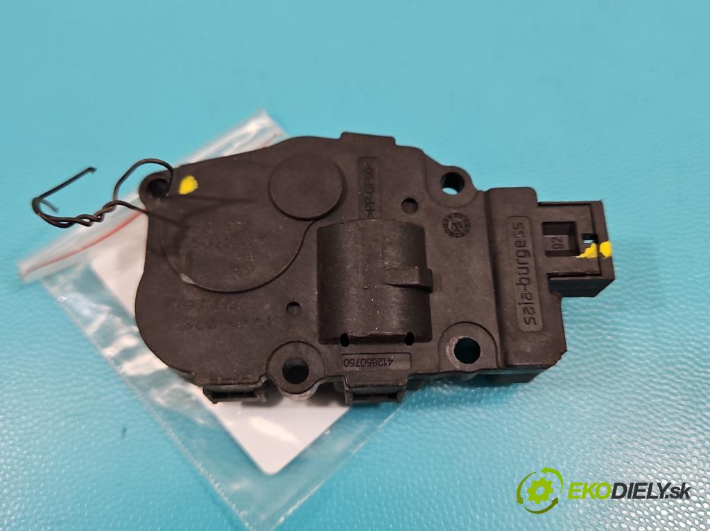 Volvo V40 II 2012-2019 2.0 D4 190 hp manual 140 kW 1969 cm3 5- motorek topení EFB467