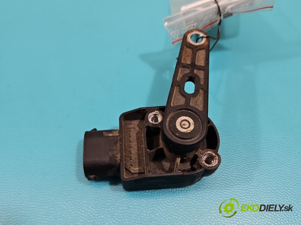 Volvo V40 II 2012-2019 2.0 D4 190 HP manual 140 kW 1969 cm3 5- snímač nastavenia xenon 31258179 (Snímač)