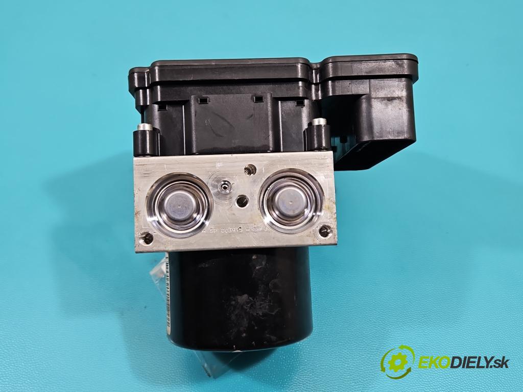 Volvo V40 II 2012-2019 2.0 D4 190 HP manual 140 kW 1969 cm3 5- čerpadlo abs P31423315 (Pumpa ABS)