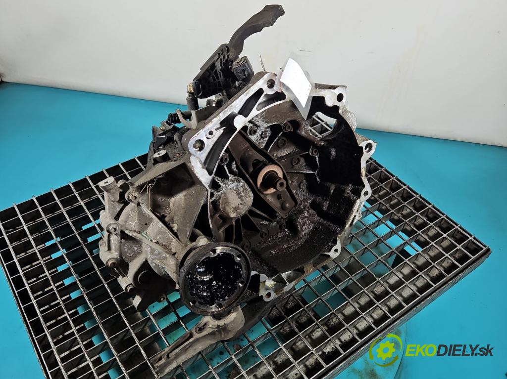 Seat Altea 1.6 SR XL 102 hp manual 75 kW 1595 cm3 5- převodovka stupňová manual JHV