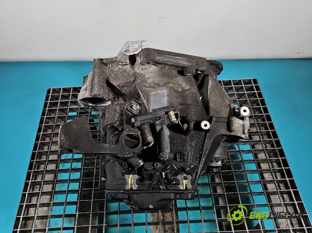 Seat Altea 1.6 SR XL 102 hp manual 75 kW 1595 cm3 5- převodovka stupňová manual JHV