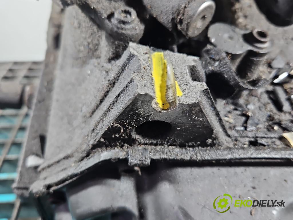 Seat Altea 1.6 SR XL 102 hp manual 75 kW 1595 cm3 5- převodovka stupňová manual JHV