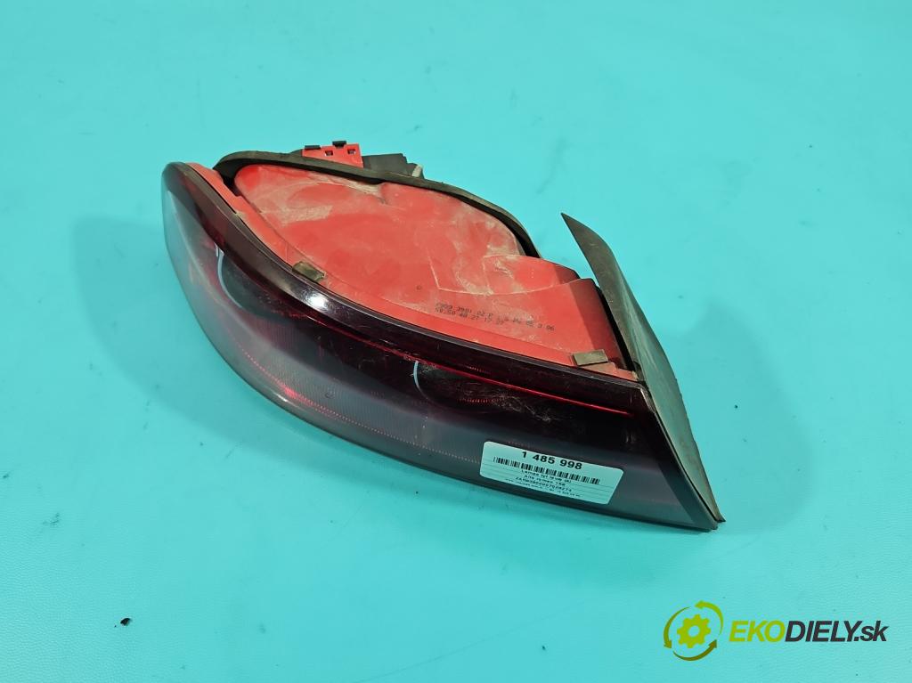 Alfa romeo 159 1.9 jts: 160 HP manual 118 kW 1859 cm3 4- svetlo / reflektor zadné ľavé 939390102 (Kľučka dverí ostatné)