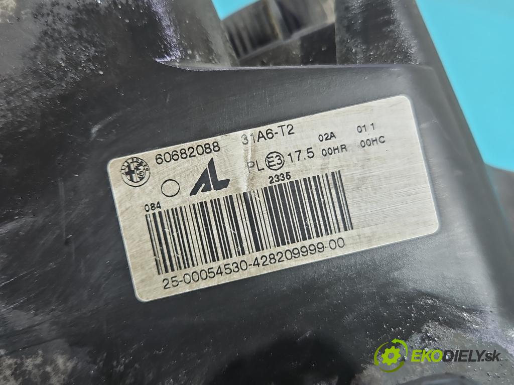 Alfa romeo 159 1.9 jts: 160 hp manual 118 kW 1859 cm3 4- světlo pravý 60682088 (Pravé přední světlo)