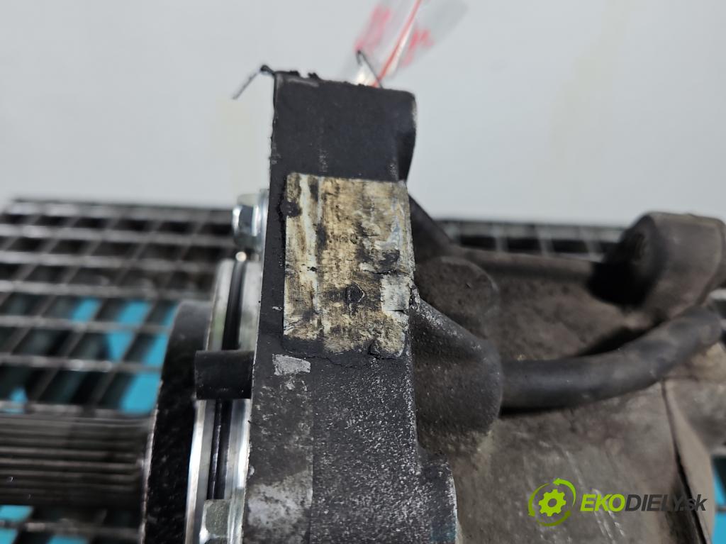 Renault Koleos I 2008-2016 2.0 dci 150 hp manual 110 kW 1995 cm3 5- Redukce: