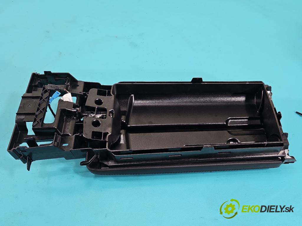 Mercedes E W212 2009-2016 2,2.0 CDI 136 HP automatic 100 kW 2143 cm3 5- operadlo A2125409010 (Lakťová opierka)