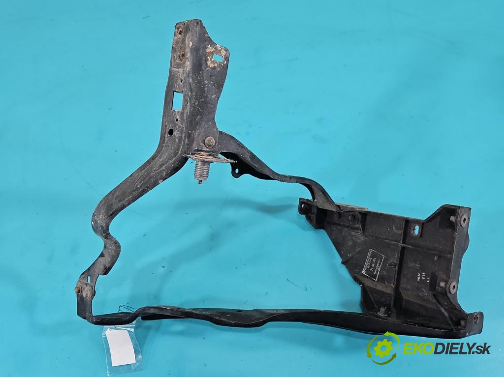 Mercedes E W212 2009-2016 2.2 CDI 136 HP automatic 100 kW 2143 cm3 5- pas predný PP212620021 (Výstuha predná)