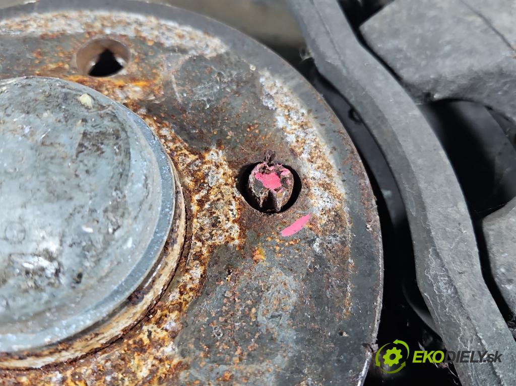 Mercedes E W212 2009-2016 2,2.0 CDI 136hp automatic 100 kW 2143 cm3 5- náboj levé  (Náboj kola)