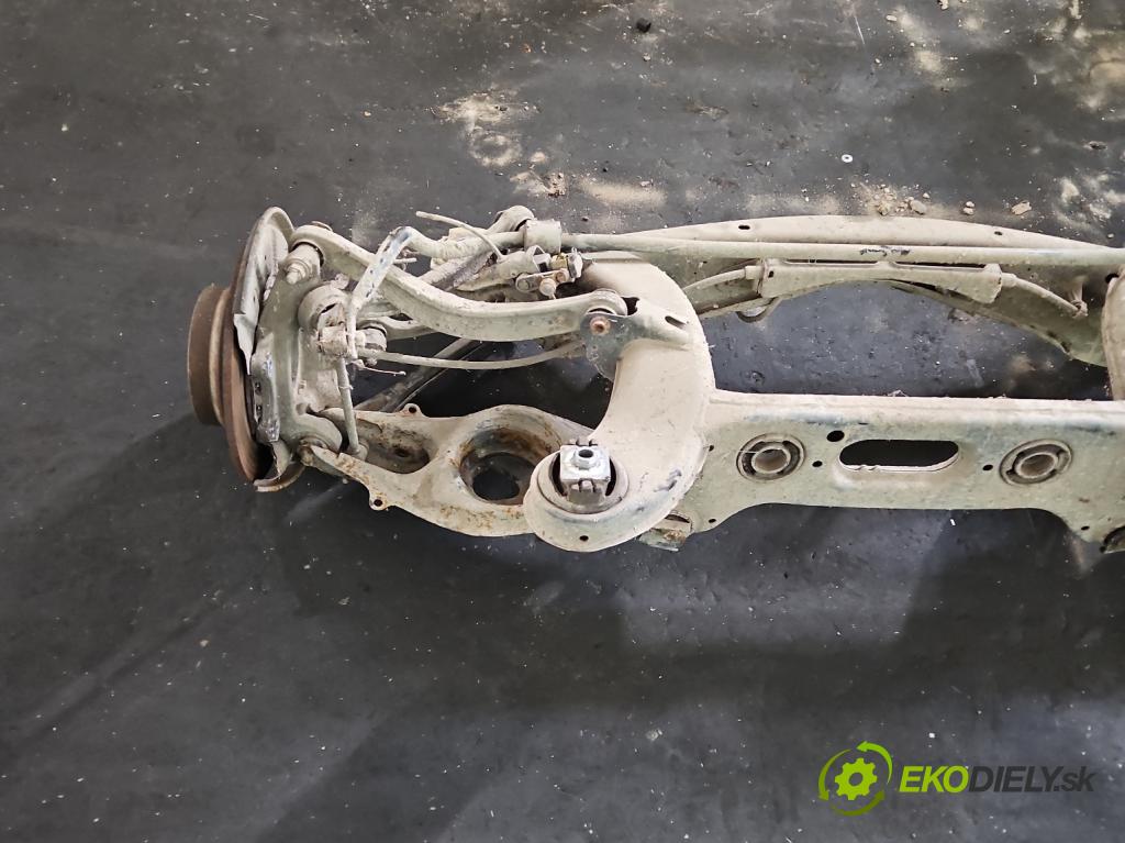 Mercedes E W212 2009-2016 2.2 CDI 136hp automatic 100 kW 2143 cm3 5- zadní výztuha  (Zadní výztuha)