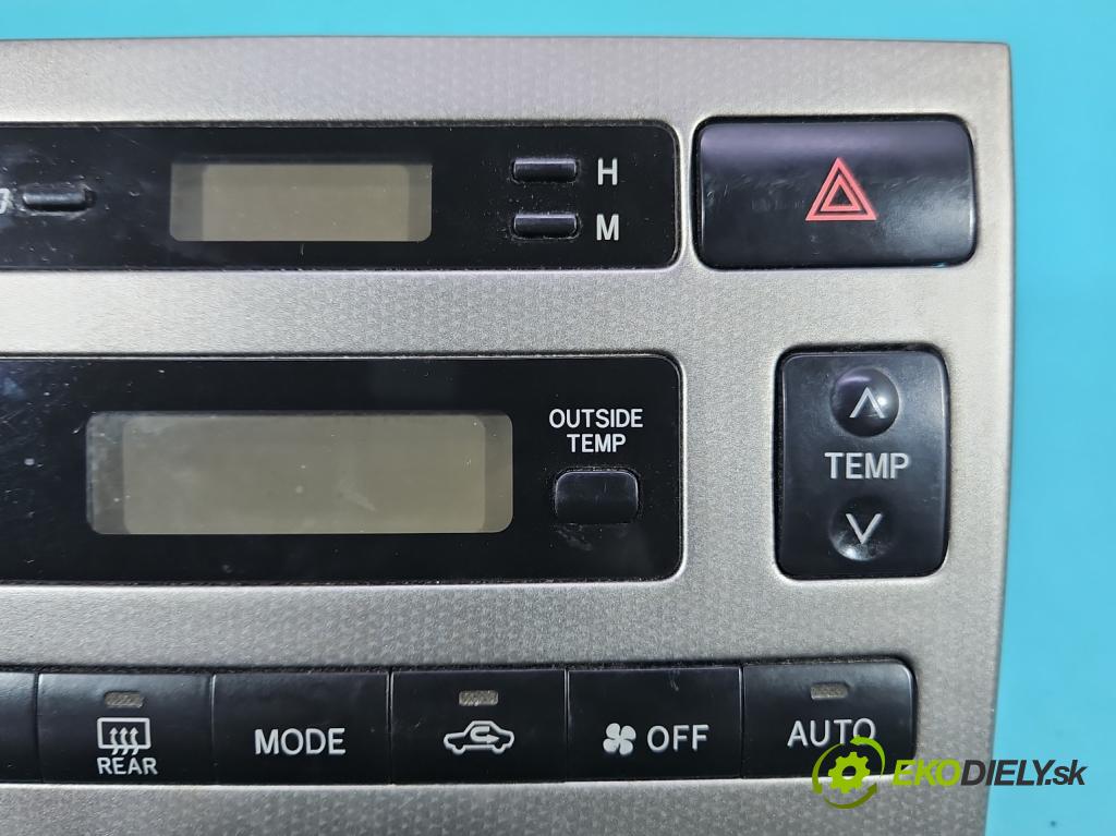 Toyota Corolla Verso I 2001-2004 2.0 d4d 90 HP manual 66 kW 1995 cm3 5- panel kúrenia 88650-12A11