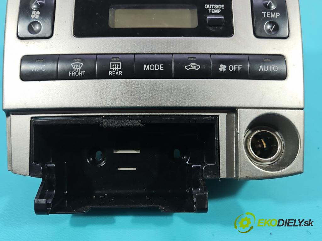 Toyota Corolla Verso I 2001-2004 2.0 d4d 90 HP manual 66 kW 1995 cm3 5- panel kúrenia 88650-12A11
