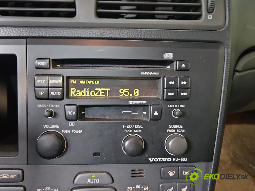 Volvo V70 II 1999-2007 2.4 20v 140 HP manual 103 kW 2435 cm3 5- Radio originál 30657637
