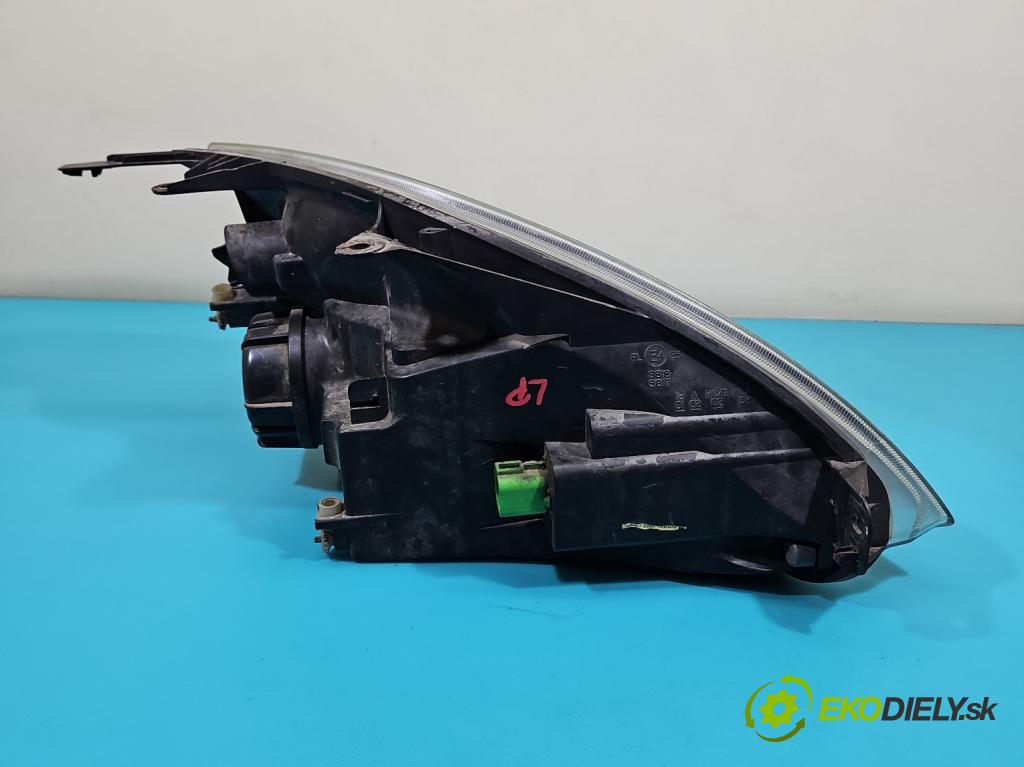 Ford Fiesta Mk6 2002-2008 1.2 8v 69KM manual 51 kW 1242 cm3 5- Reflektor: ľavý  (Kľučka dverí ostatné)