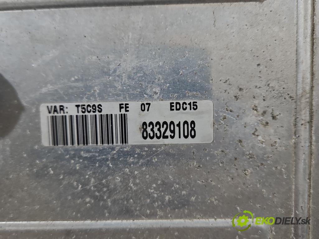 Peugeot 307 2.0 HDI 107 HP manual 79 kW 1997 cm3 5- riadiaca jednotka motora 0281011248