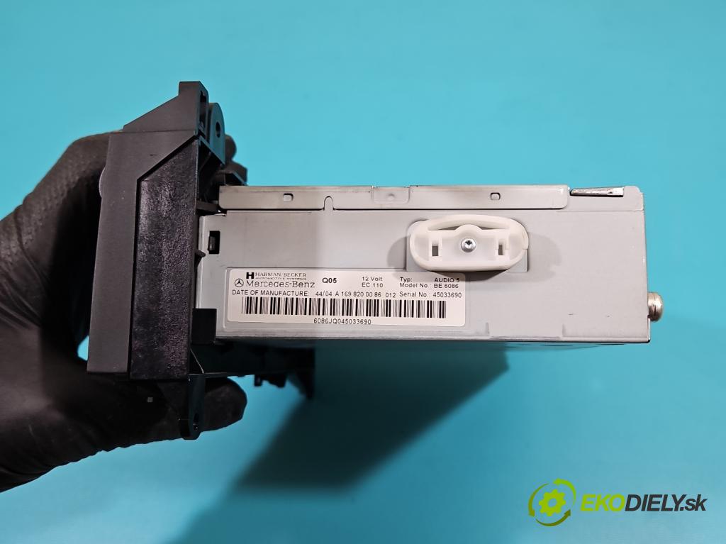 Mercedes A W169 2004-2012 1.5b: 95 HP manual 70 kW 1498 cm3 3- Radio originál A1698200086