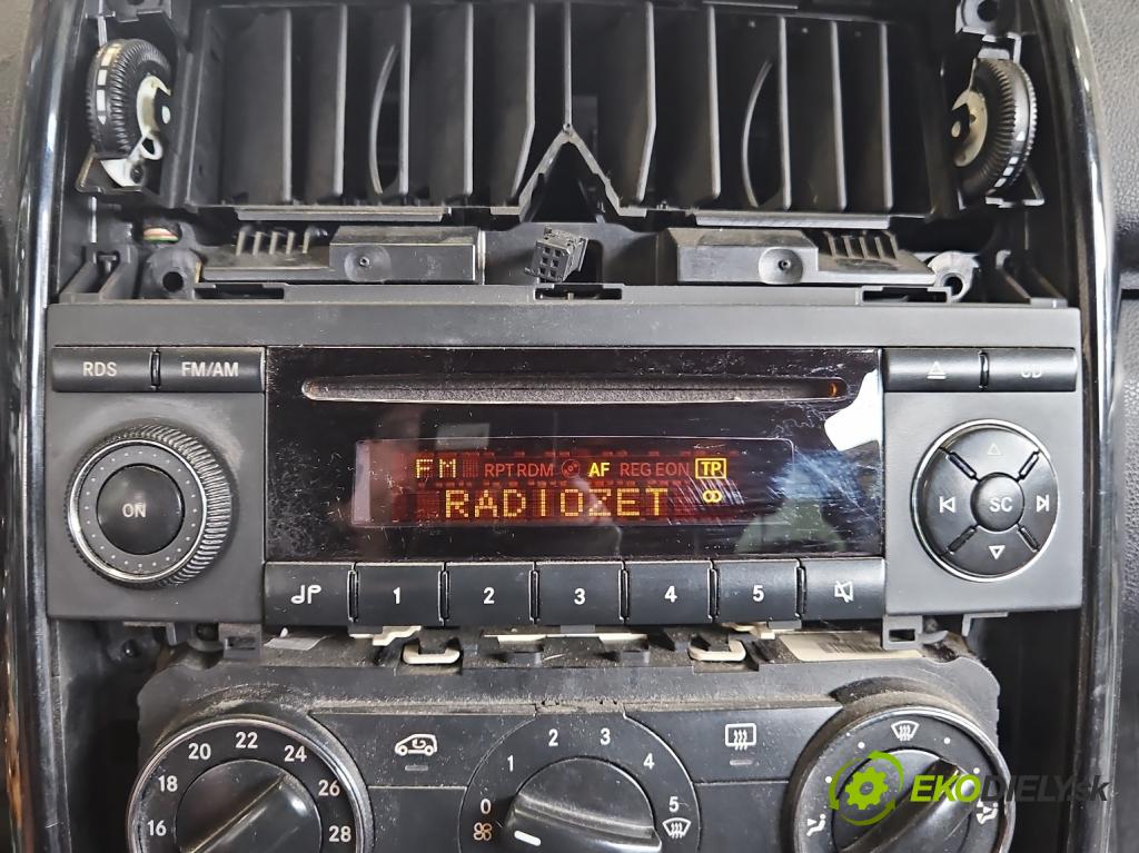 Mercedes A W169 2004-2012 1.5b: 95 HP manual 70 kW 1498 cm3 3- Radio originál A1698200086