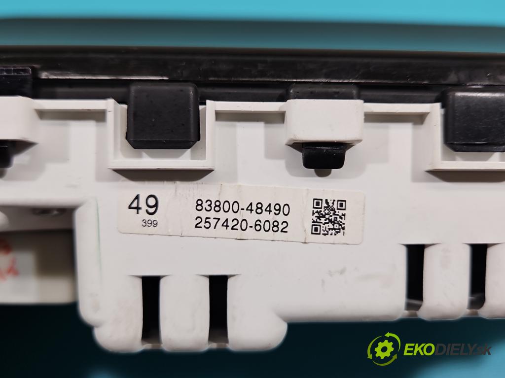 Lexus RX II 2003-2008 3.3 v6 211KM automatic 155 kW 3331 cm3 5- prístrojovka/ budíky 83800-48490 (Prístrojová doska)