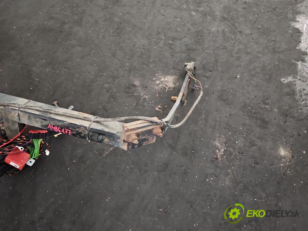 Ford Kuga Mk1 2008-2013 2.0 tdci 136hp manual 100 kW 1997 cm3 5- oko tažné  (Tažné zařízení)