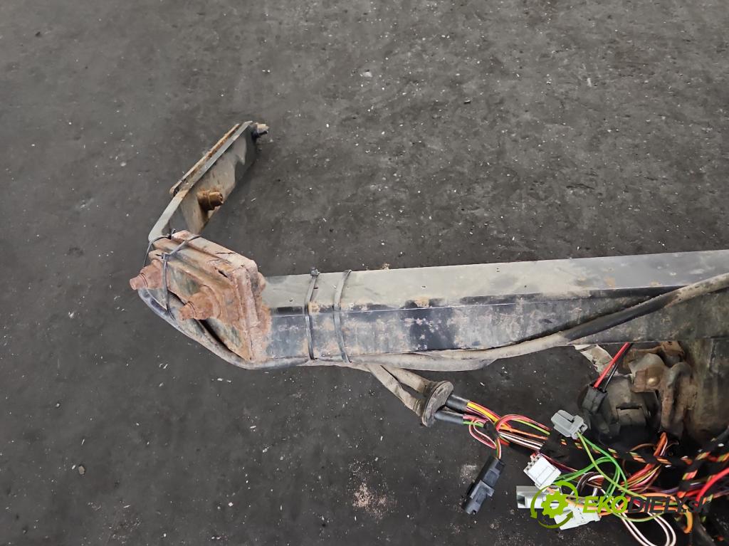 Ford Kuga Mk1 2008-2013 2.0 tdci 136hp manual 100 kW 1997 cm3 5- oko tažné  (Tažné zařízení)