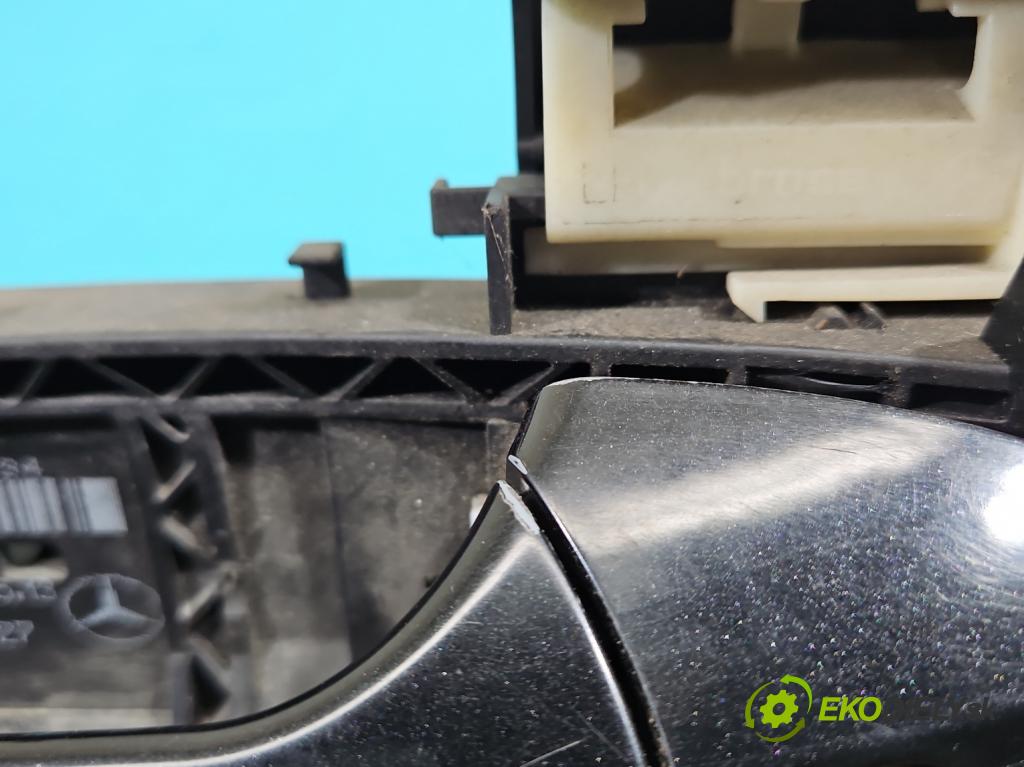 Mercedes E W212 2009-2016 2,2.0 CDI 136 HP automatic 100 kW 2143 cm3 5- rukoväť predné ľavé mimo: A2047601534 (Kľučka dverí vonkajšia predná ľavá)