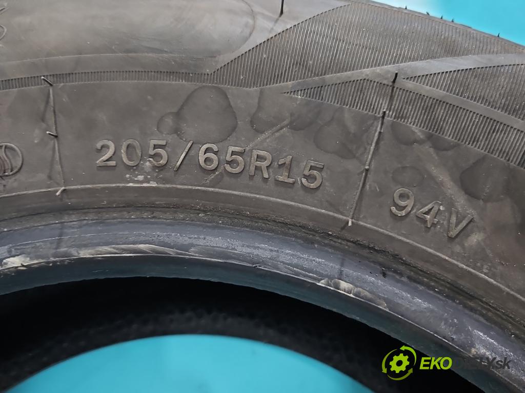 Bmw 5 E39 1996-2003 2.0d 136hp manual 100 kW 1951 cm3 5- pneumatiky: celoročné para
