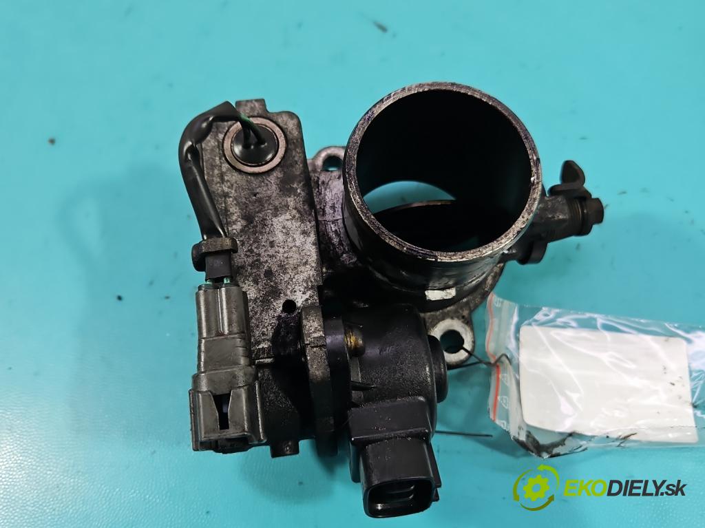 Toyota Corolla Verso I 2001-2004 2.0 d4d 90 HP manual 66 kW 1995 cm3 5- klapka 27020 3J22 (Škrtiaca klapka)