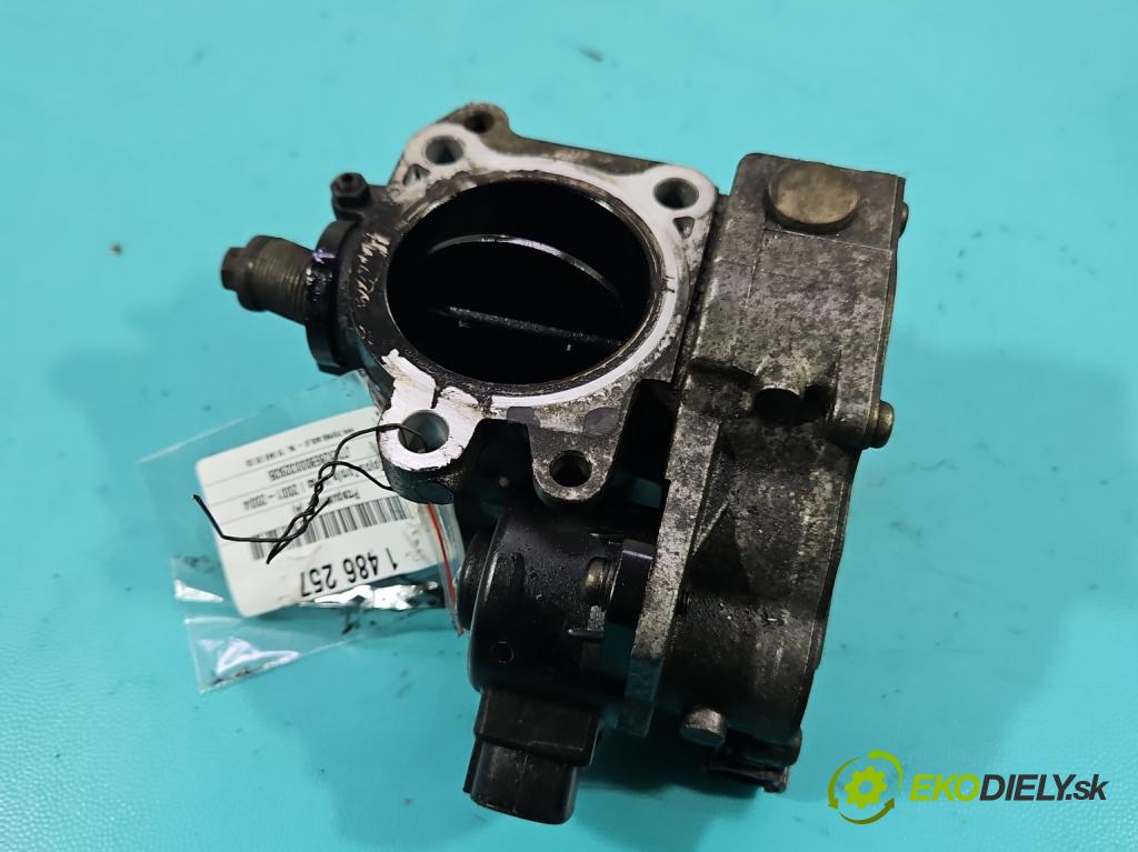 Toyota Corolla Verso I 2001-2004 2.0 d4d 90 HP manual 66 kW 1995 cm3 5- klapka 27020 3J22 (Škrtiaca klapka)