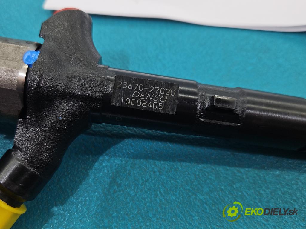 Toyota Corolla Verso I 2001-2004 2.0 d4d 90 HP manual 66 kW 1995 cm3 5- vstrek 23670-27020 (Vstrekovač paliva)