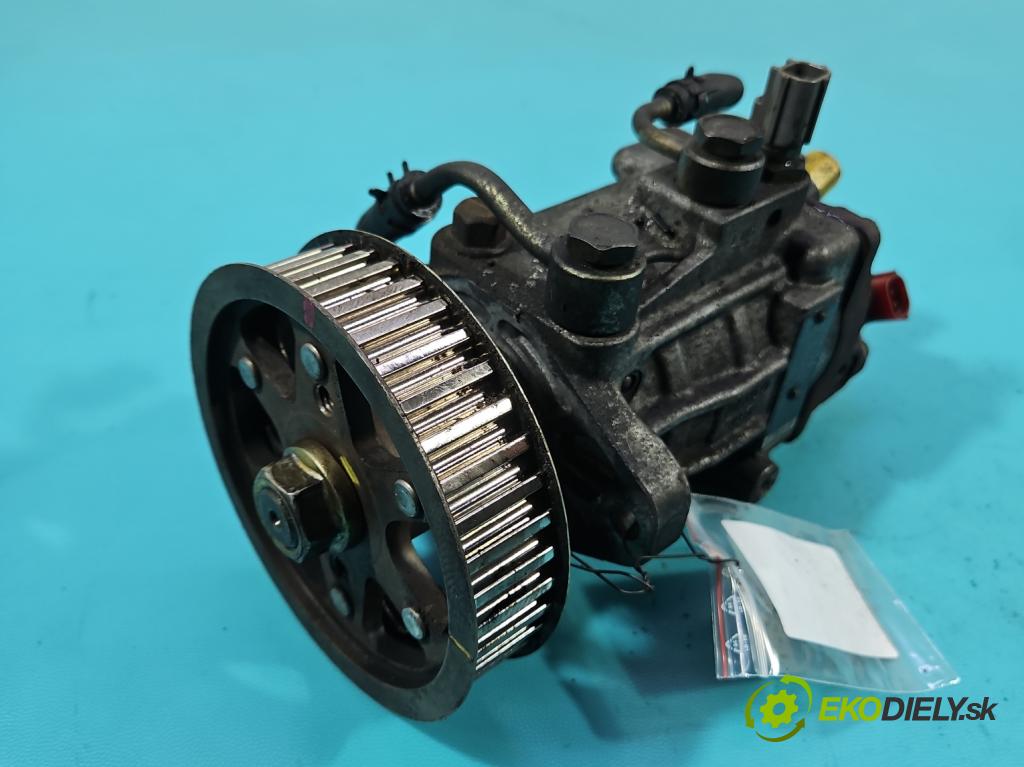 Toyota Corolla Verso I 2001-2004 2.0 d4d 90 HP manual 66 kW 1995 cm3 5- čerpadlo vstrekovacia 22100-27010 (Vstrekovacie čerpadlo)